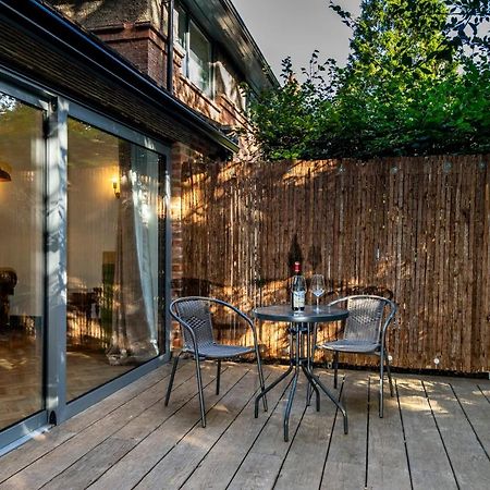 Tawny Lodge 约克 外观 照片